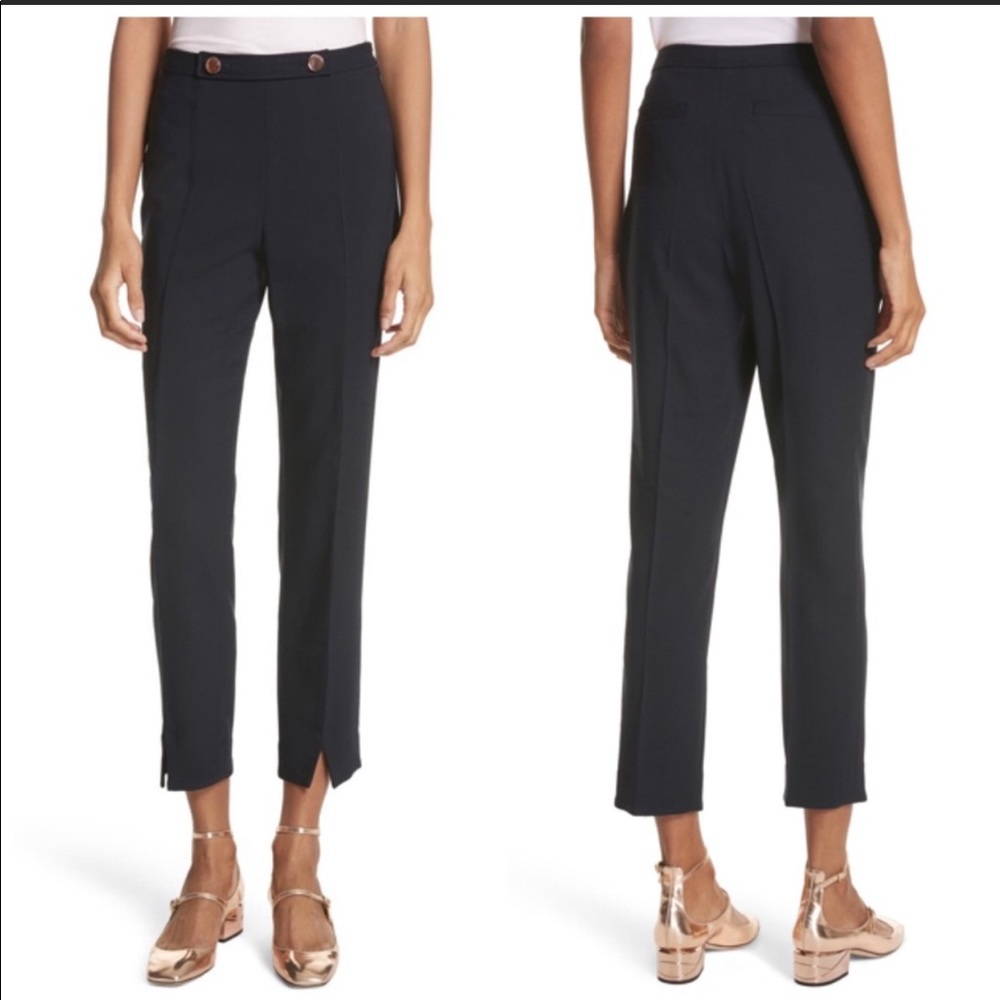 Ted Baker London trousers skinny With zipper on the side. 98% virgin wool